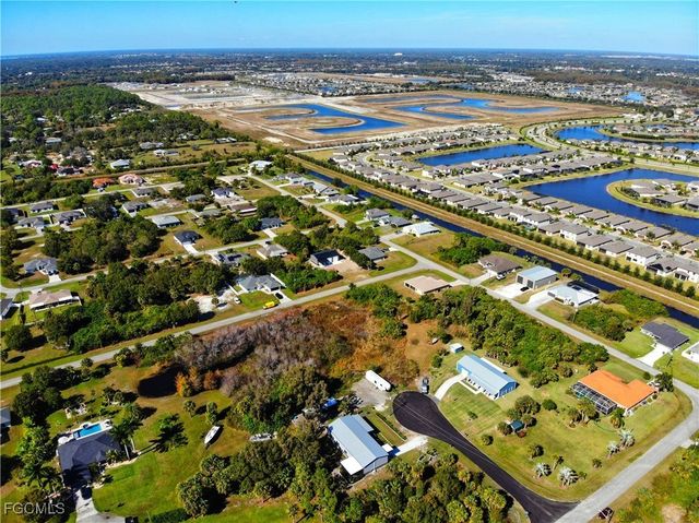 3824 Helms CT, Fort Myers, FL 33905