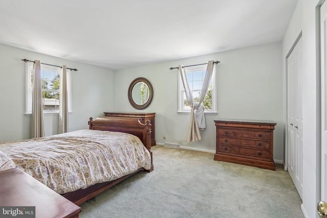 2565 BROOKFIELD ST, Vineland, NJ 08361