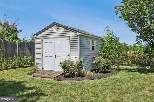 2565 BROOKFIELD ST, Vineland, NJ 08361