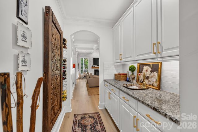725 Fawns Glen Place, Lake Wylie, SC 29710
