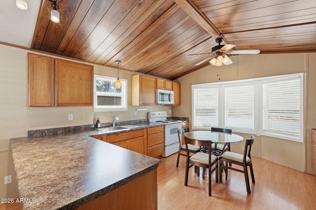 256 E DONNA Drive, Queen Valley, AZ 85118
