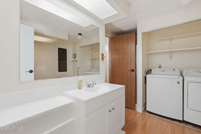 256 E DONNA Drive, Queen Valley, AZ 85118