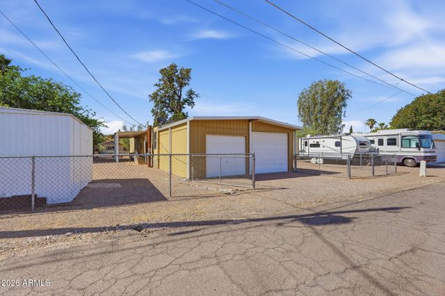 256 E DONNA Drive, Queen Valley, AZ 85118