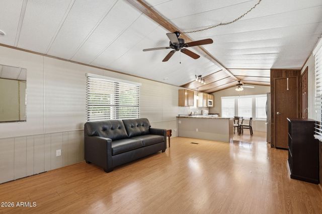 256 E DONNA Drive, Queen Valley, AZ 85118
