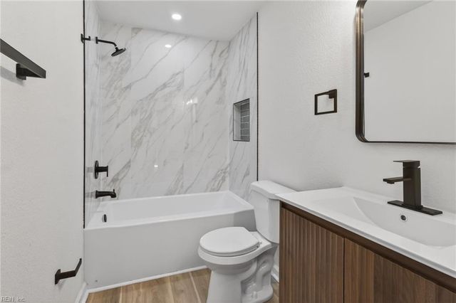 4136 2nd ST, Chesapeake, VA 23324