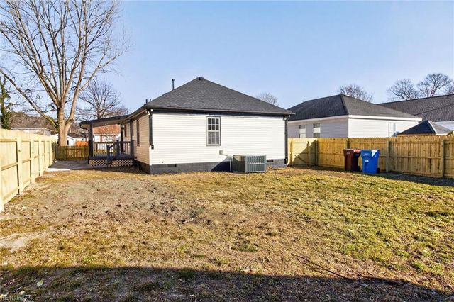 4136 2nd ST, Chesapeake, VA 23324