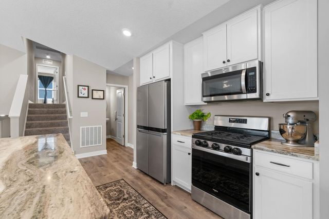 385 Freedom Lane, Delano, MN 55328
