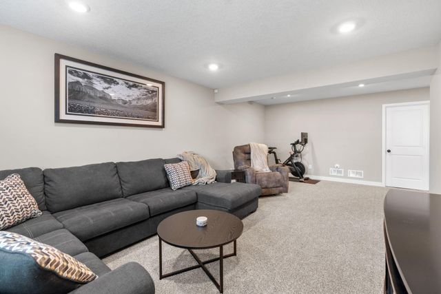 385 Freedom Lane, Delano, MN 55328