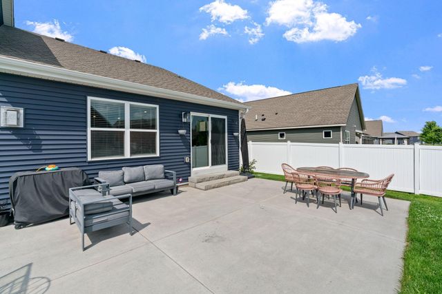 385 Freedom Lane, Delano, MN 55328