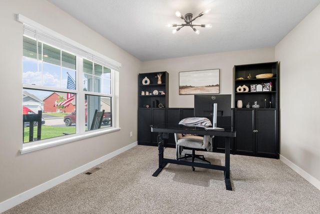 385 Freedom Lane, Delano, MN 55328