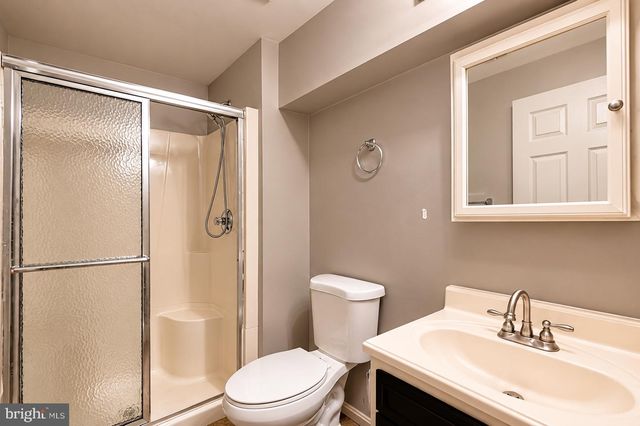638 VILLAGER CIR, Baltimore, MD 21222