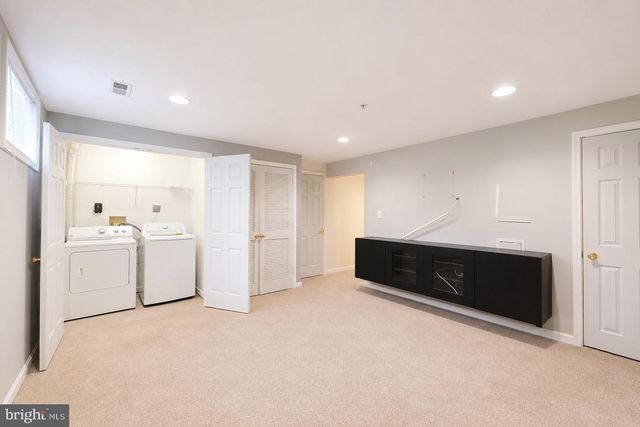 638 VILLAGER CIR, Baltimore, MD 21222