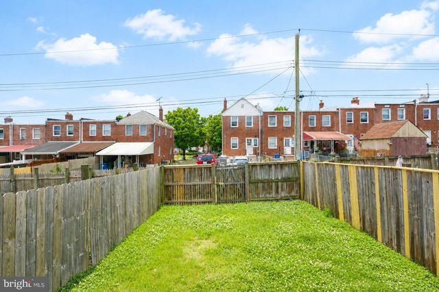 638 VILLAGER CIR, Baltimore, MD 21222