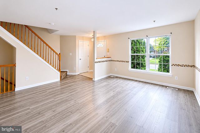 638 VILLAGER CIR, Baltimore, MD 21222