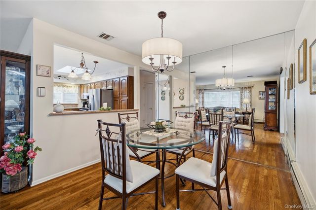 132 Yoakum Avenue, Farmingdale, NY 11735