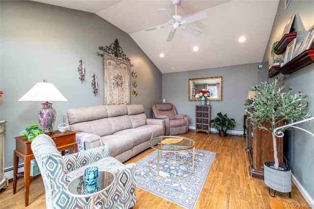 132 Yoakum Avenue, Farmingdale, NY 11735