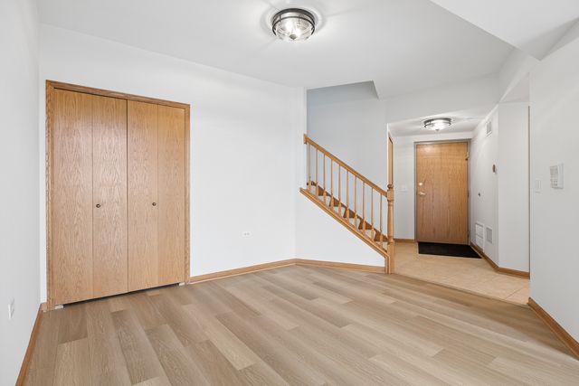 14100 Sheffield Drive 403, Homer Glen, IL 60491