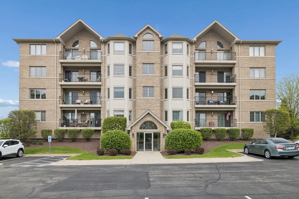 Image 1 of property listing at 14100 Sheffield Drive 403, Homer Glen, IL 60491