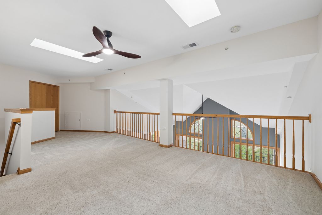 Image 17 of property listing at 14100 Sheffield Drive 403, Homer Glen, IL 60491