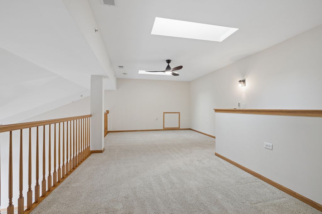 Image 18 of property listing at 14100 Sheffield Drive 403, Homer Glen, IL 60491