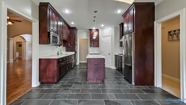 150 Greenlawn Drive NE, Meridianville, AL 35759