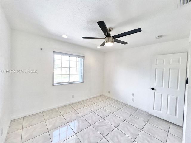 19901 SW 81st Ct, Cutler Bay, FL 33189