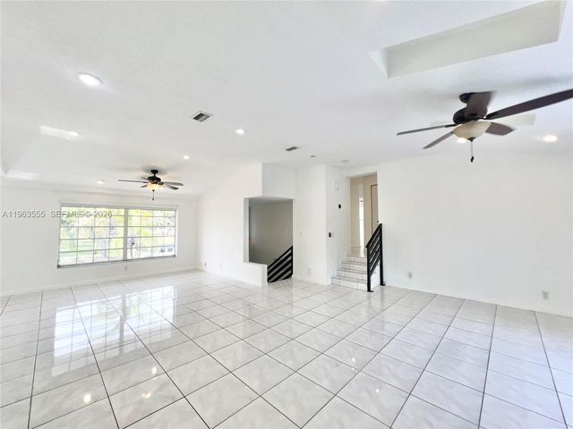 19901 SW 81st Ct, Cutler Bay, FL 33189