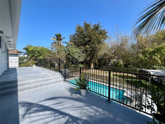 19901 SW 81st Ct, Cutler Bay, FL 33189