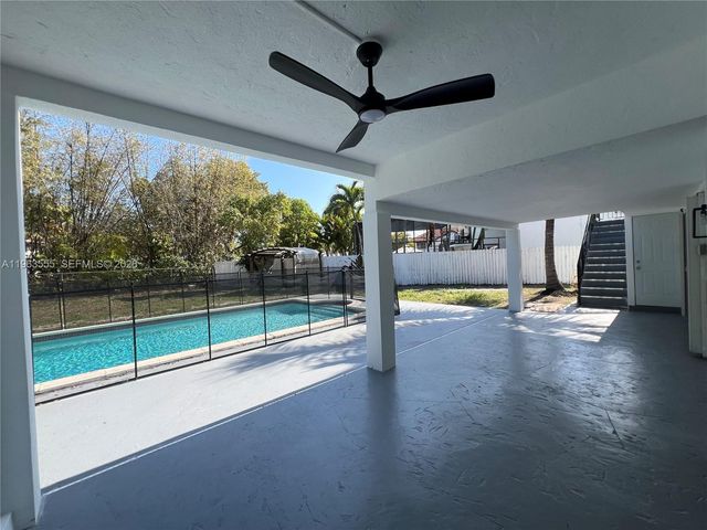 19901 SW 81st Ct, Cutler Bay, FL 33189