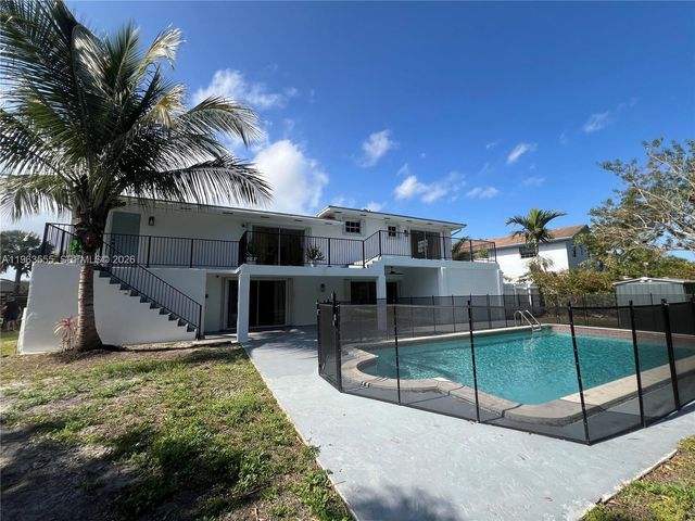 19901 SW 81st Ct, Cutler Bay, FL 33189