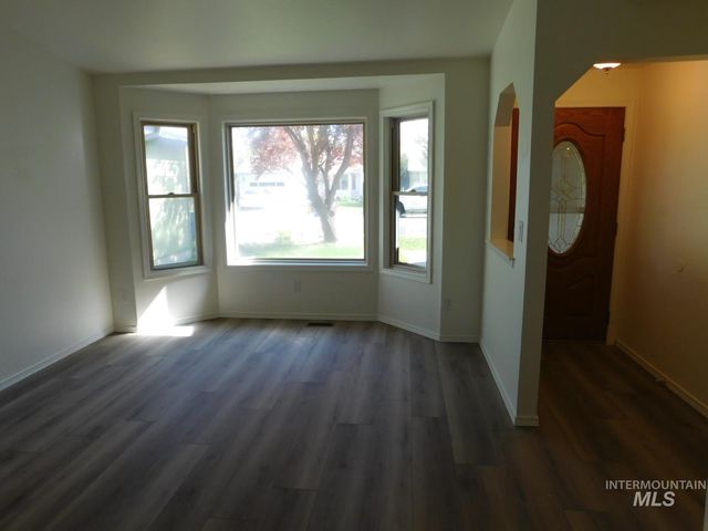 6996 W Gillis, Boise, ID 83714