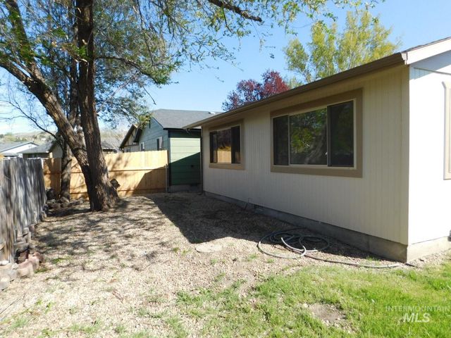6996 W Gillis, Boise, ID 83714