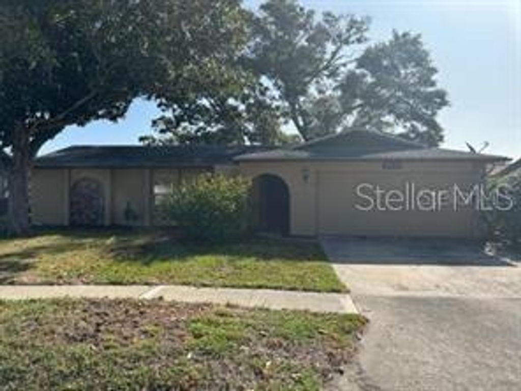 8873 TAMI STREET, Seminole, FL 33772