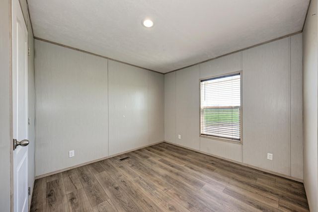 1200 FM 619, Taylor, TX 76574