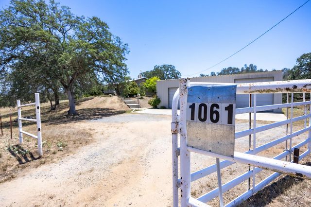 1087 Ben Hur, Raymond, CA 93653