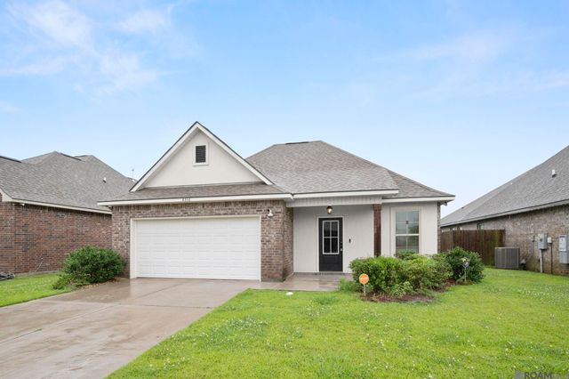 6348 Nesting Dr, Gonzales, LA 70737