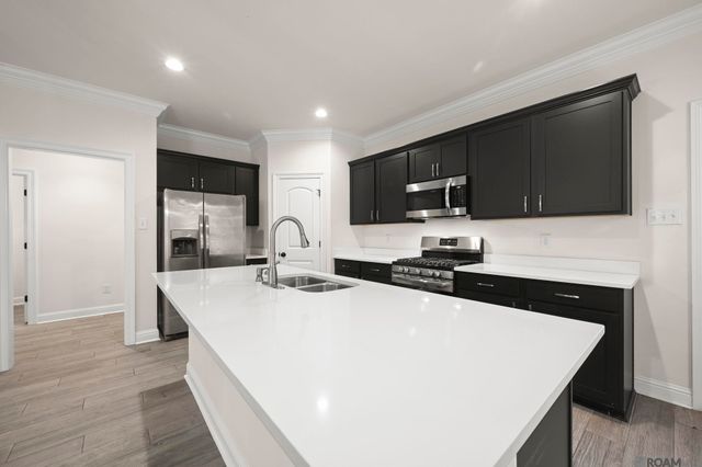 6348 Nesting Dr, Gonzales, LA 70737