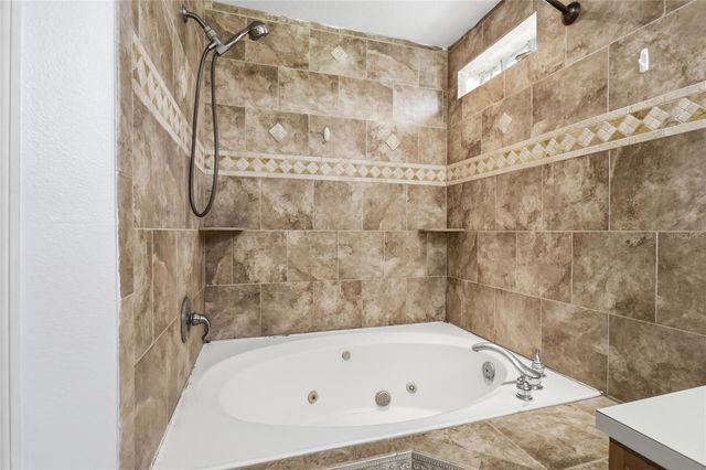 5105 AVENTURA BOULEVARD, Orlando, FL 32839