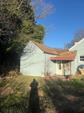 2220 Camden AVE, Portsmouth, VA 23704