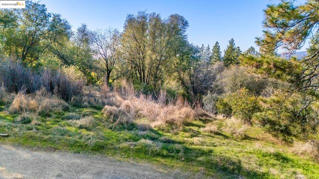 Par A Robin Rdg, Sonora, CA 95370