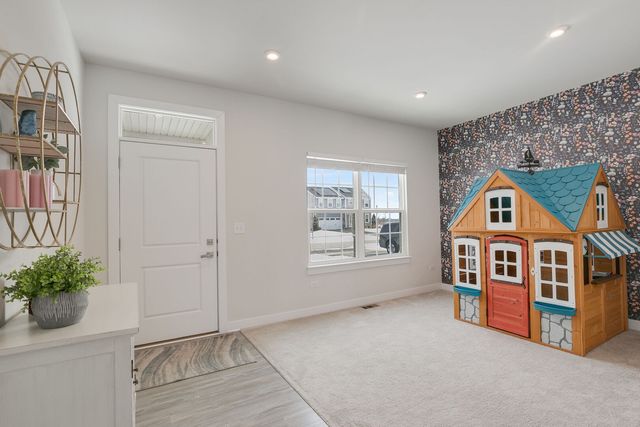 1834 Tall Oaks Drive, Antioch, IL 60002