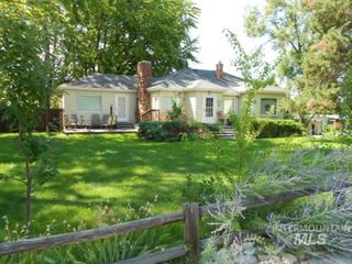 1119 N Eagle Rd, Eagle, ID 83616