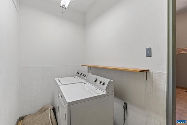 2 ASHTON RD, Palmyra, VA 22963