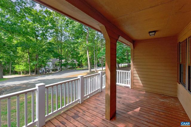 2 ASHTON RD, Palmyra, VA 22963