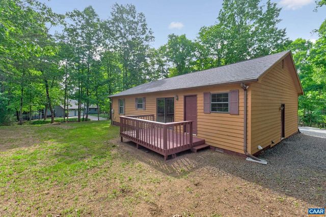 2 ASHTON RD, Palmyra, VA 22963