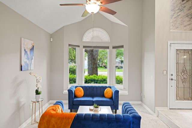 935 Shalimar Point Drive, Shalimar, FL 32579