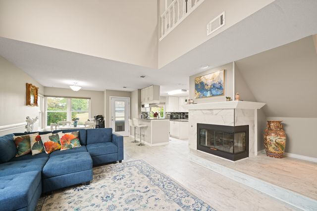 935 Shalimar Point Drive, Shalimar, FL 32579
