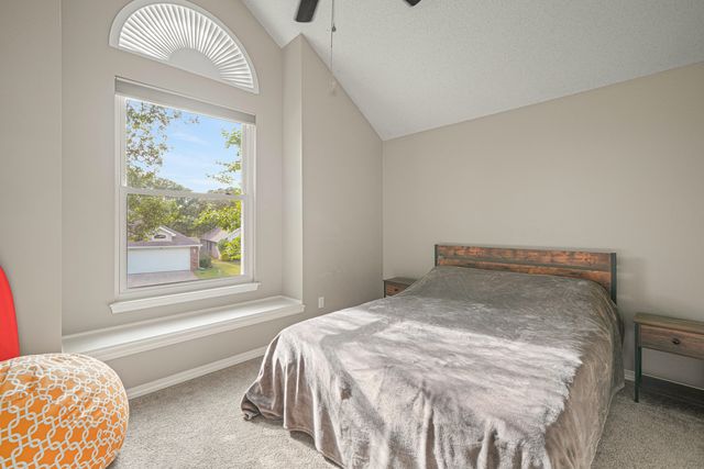 935 Shalimar Point Drive, Shalimar, FL 32579