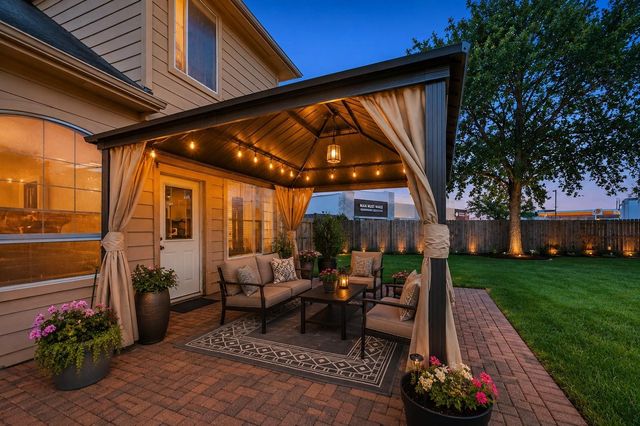 8422 W Sienna Cove Lane, Houston, TX 77083
