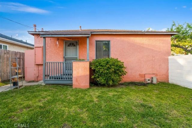 16903 Freeman Avenue, Lawndale, CA 90260